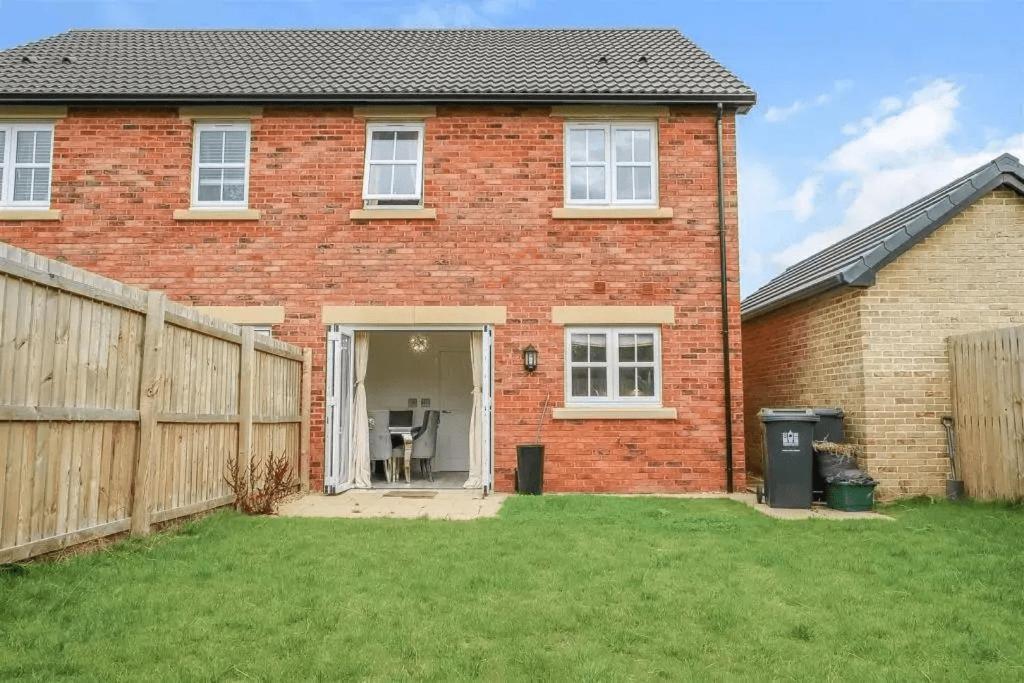 3 Bed Home In Peaceful Village Darlington Middleton One Row Zewnętrze zdjęcie
